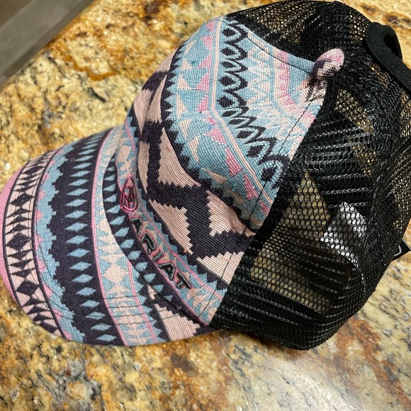 Ariat Geometric Pattern Cap - Picture 2 of 3
